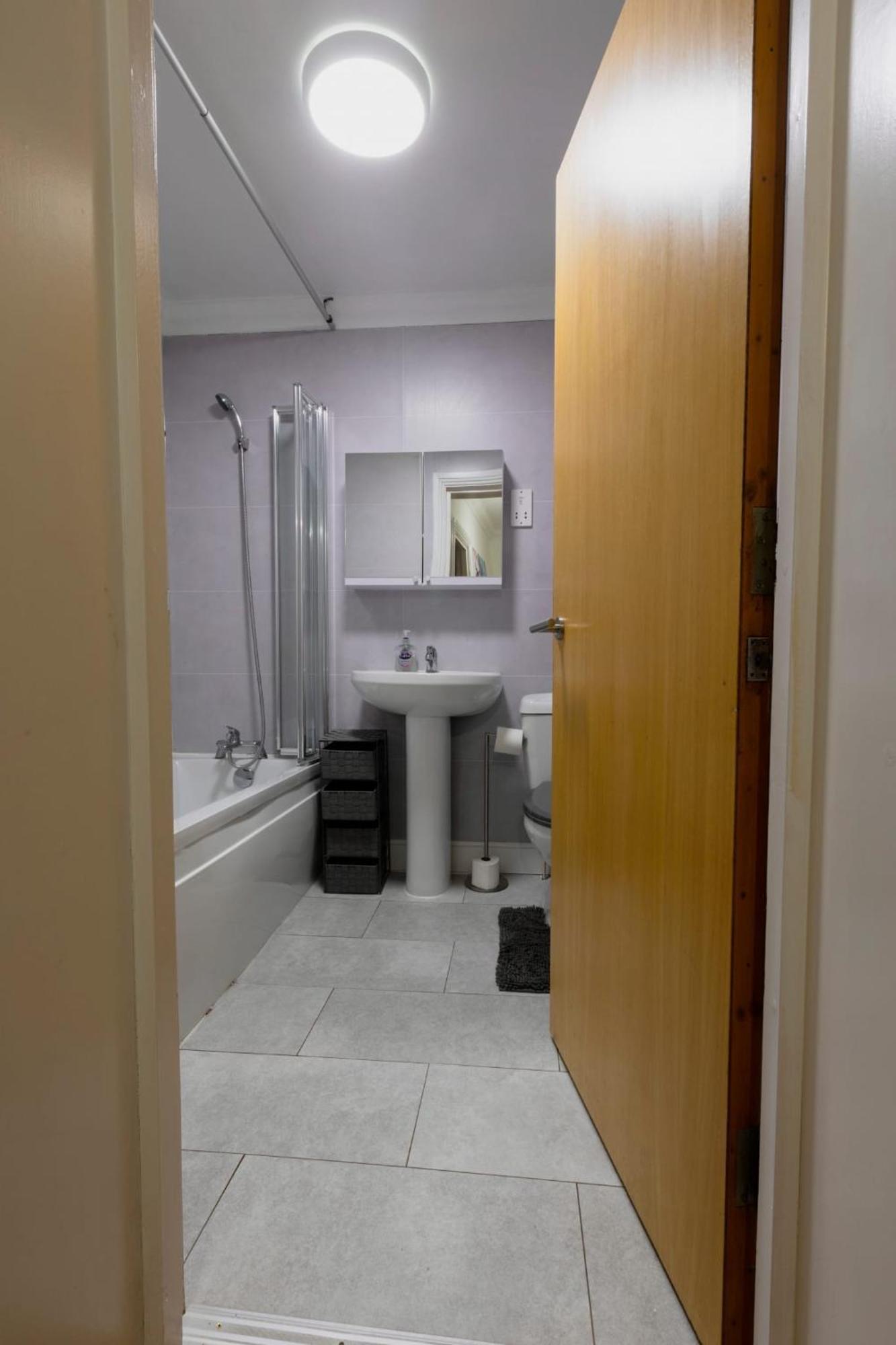 Ocean Waves Apartment Near Bournemouth Beach Extérieur photo
